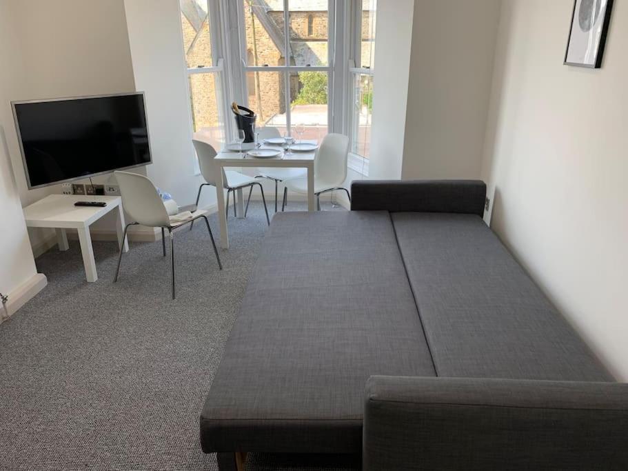 Stunning 2 Bed Apartment With Sea Views, Penzance Exterior foto